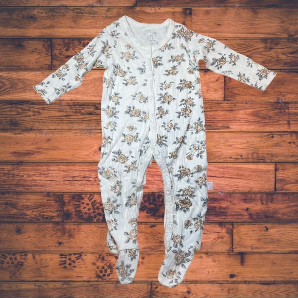 5 for $25🔥Princess Rose Floral Snap Front Footie‎ Pajama Baby Size 6-9 Months
